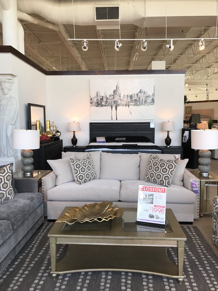 Rooms To Go opens furniture store in Henrico