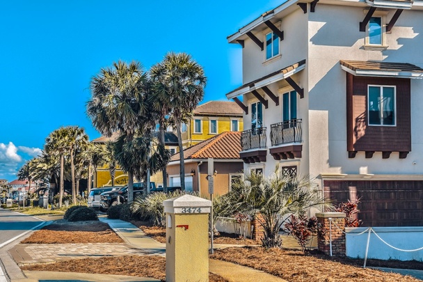 Destinflorida.com Partners With Realty ONE Group Emerald Coast on New Real Estate Platform Featured Image