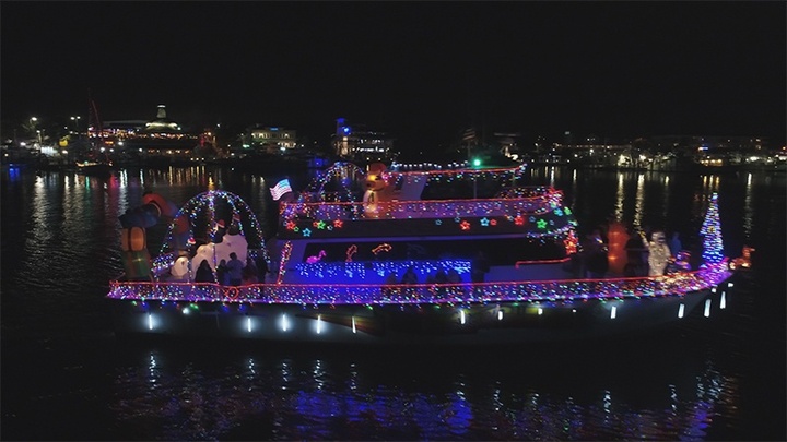 2021 Destin Boat Parade - Holiday on the Harbor Featured Image